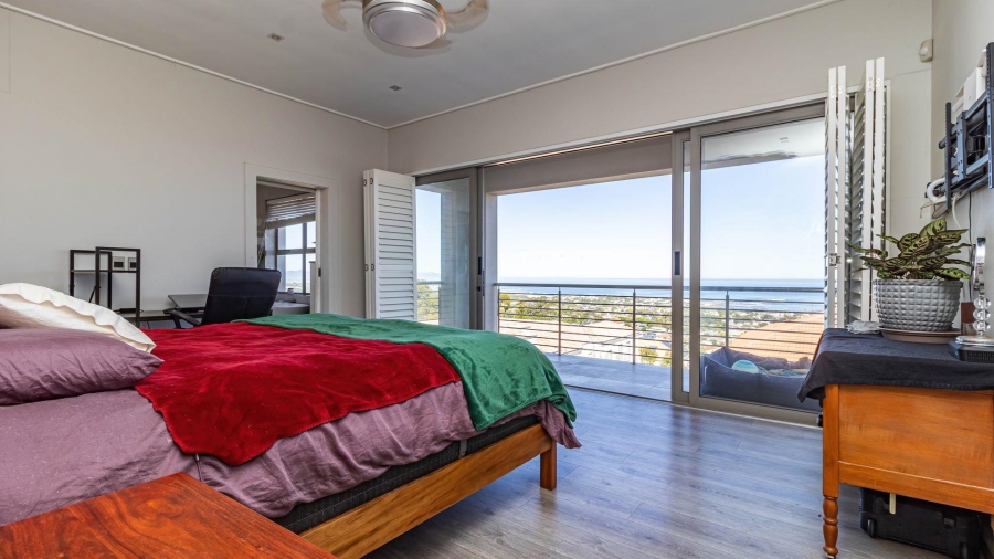 4 Bedroom Property for Sale in Berghof Western Cape